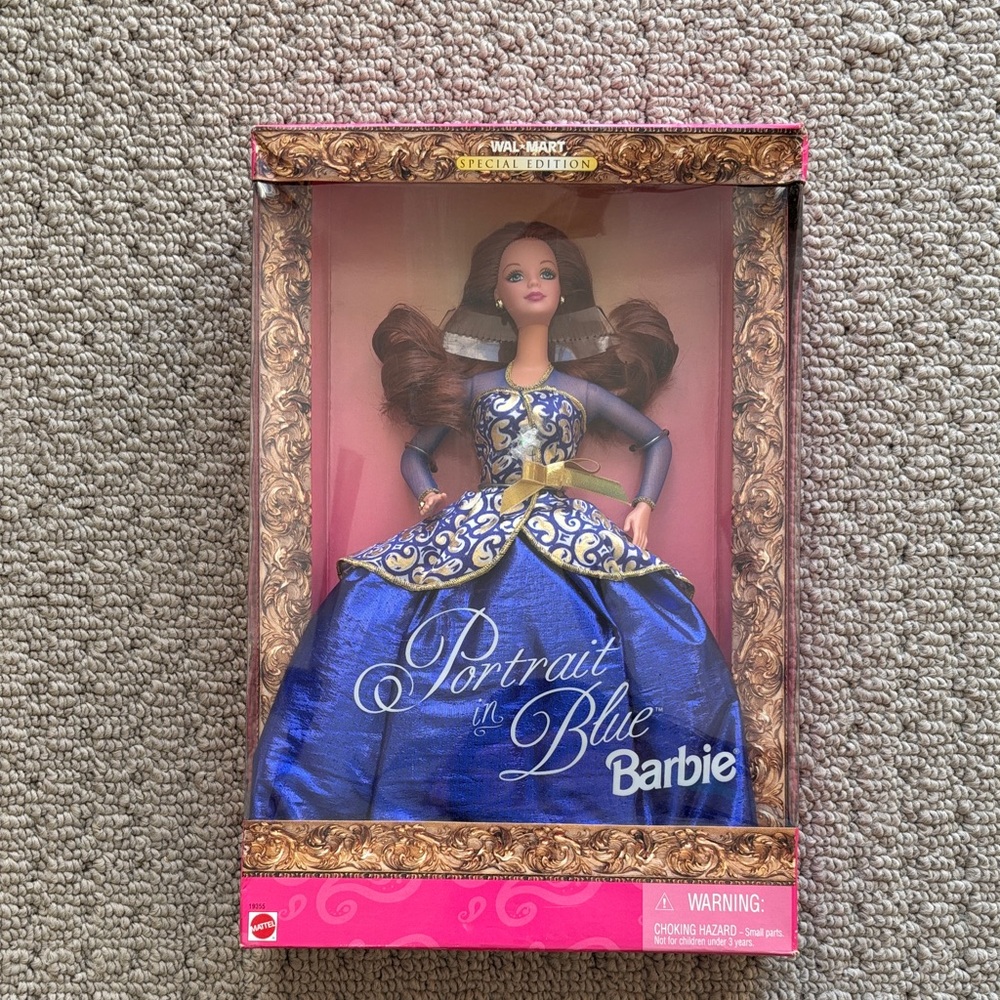 Barbie Walmart Special Edition portrait in blue Barbie